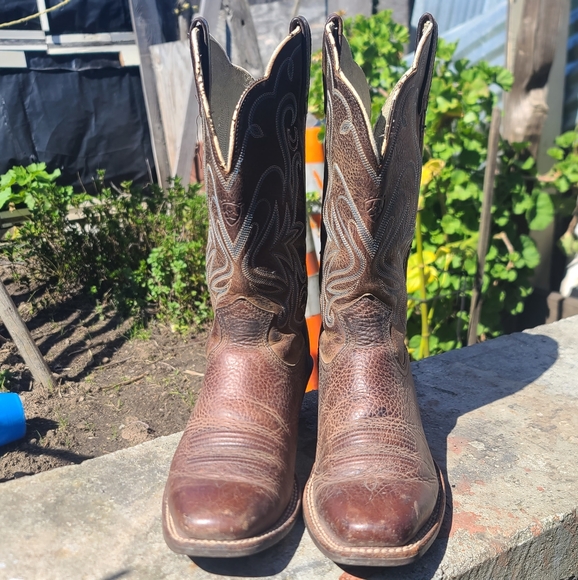 Ariats Women's Leather Square Toe Legend Rowdy ATS Western Boots Style #15825 - Picture 2 of 11